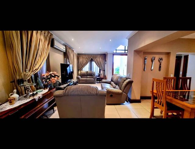 4 BEDROOM HOUSE FOR SALE IN NEWMARKET